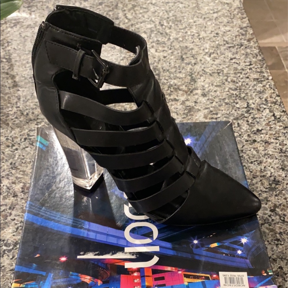 Tildon Shies-Heels